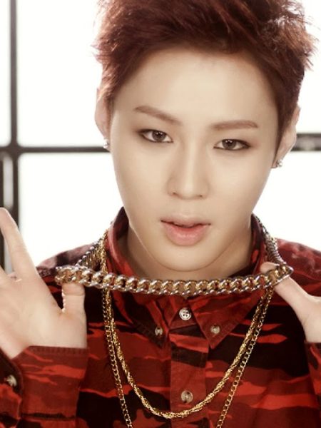 FAMOUS HA SUNG WOON
